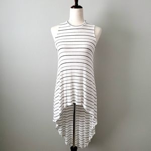 My Story Hi-Lo Sleeveless White Ribbed Top With Black Stripes, Size Medium